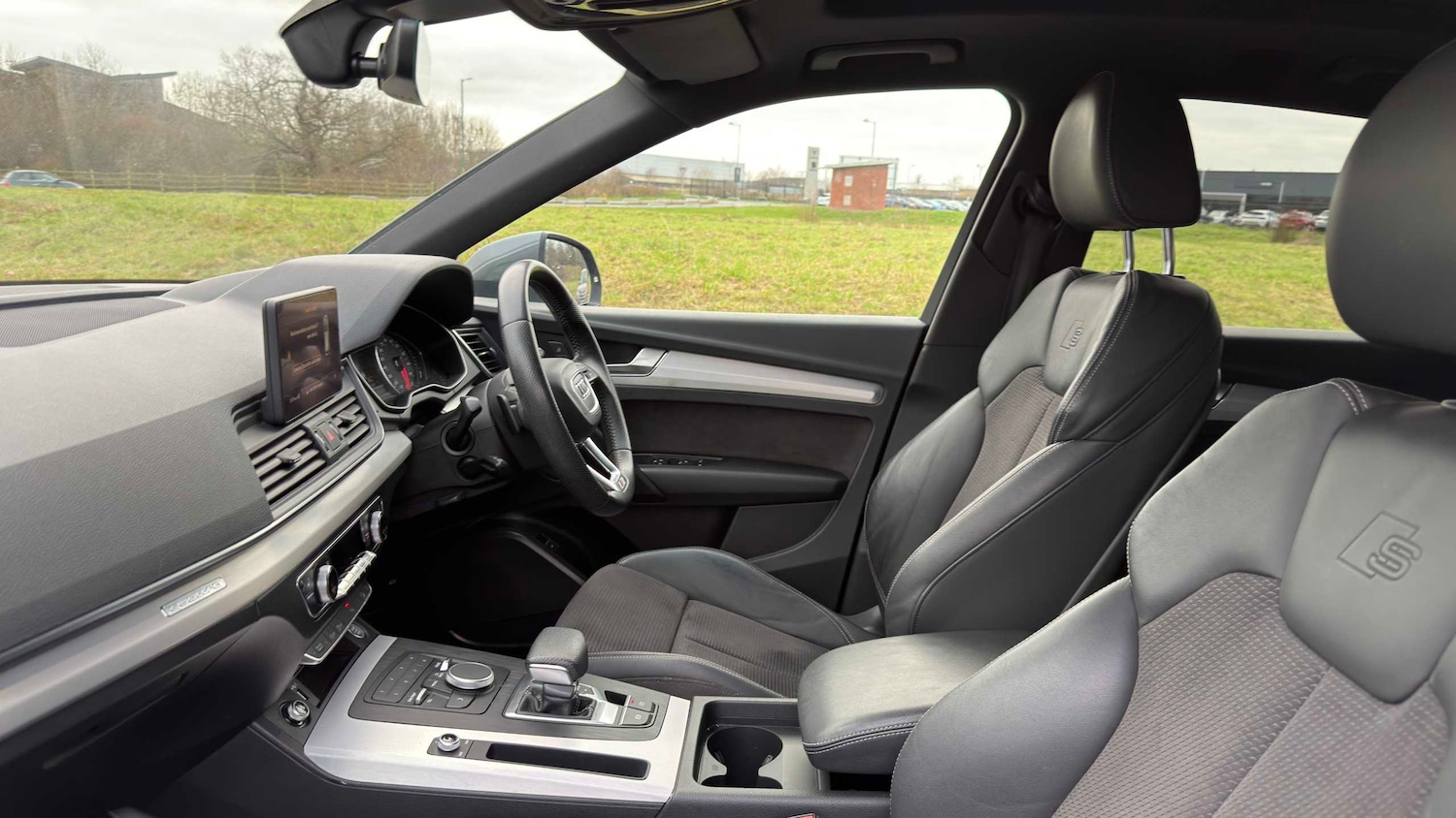 Used Audi Q5 2019 for sale - 77858379: Photo 9