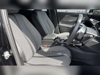 Used Peugeot 2008 2025 for sale - 79376847: Photo