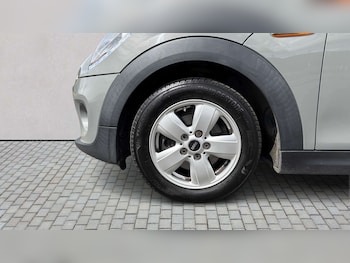 Used MINI Hatch 2017 for sale - 79079076: Photo