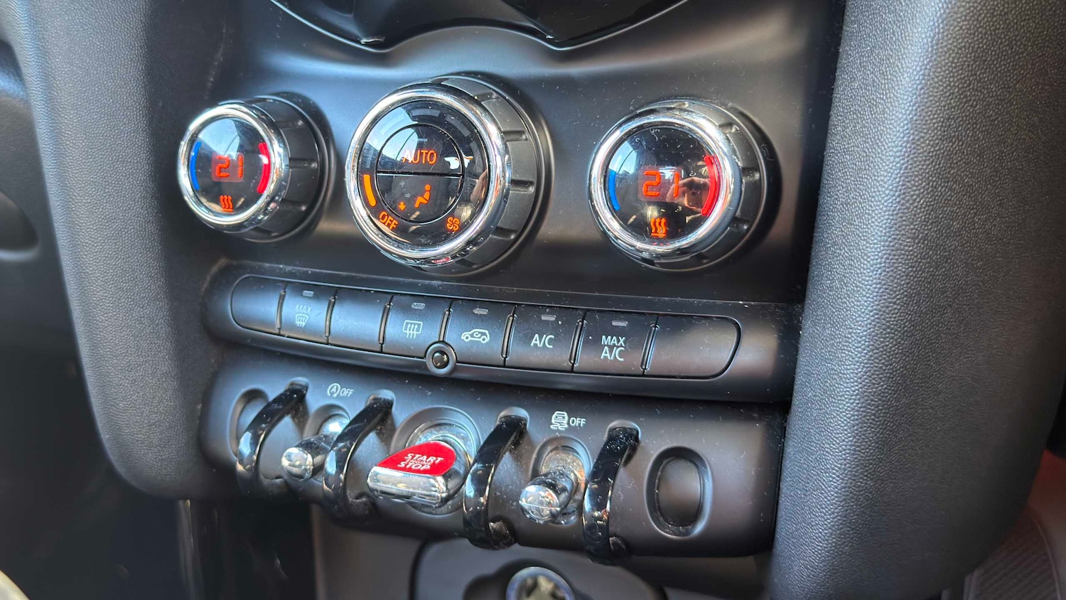 Used MINI Convertible 2017 for sale - 78090049: Photo 10