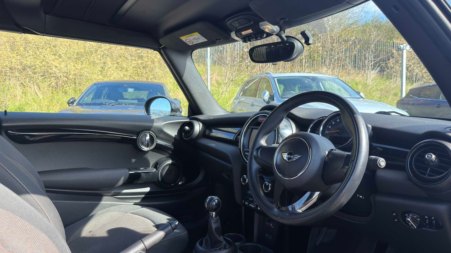 Used MINI Convertible 2017 for sale - 78090049: Photo 3