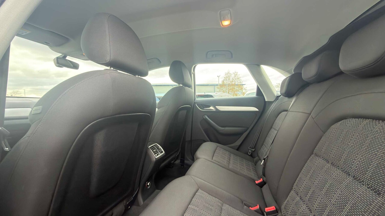 Used Audi Q3 2018 for sale - 77858066: Photo 9