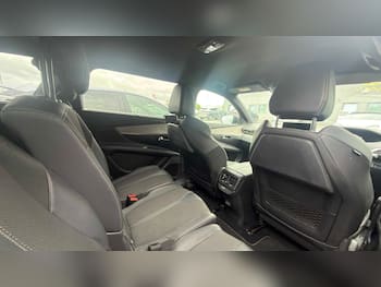 Used Peugeot 5008 2023 for sale - 79716474: Photo