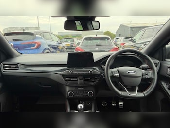 Used Ford Focus 2021 for sale - 78464611: Photo