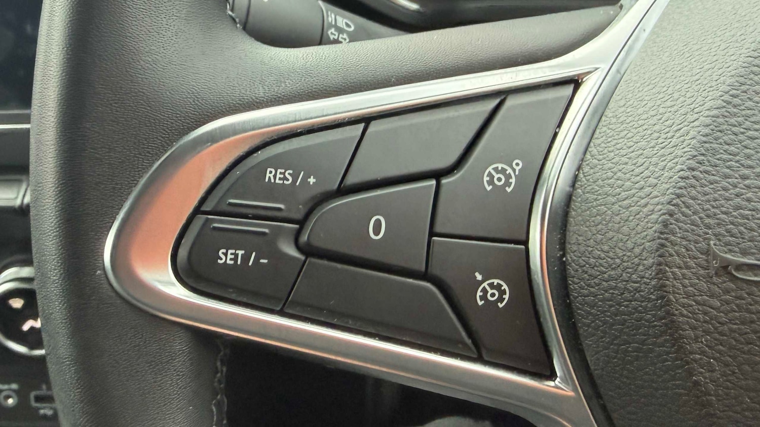 Used Renault Captur 2021 for sale - 78188135: Photo 11