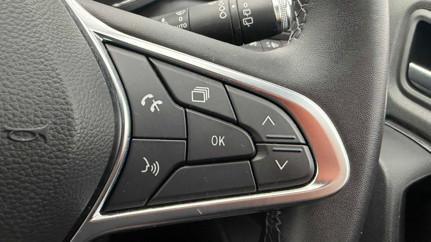 Used Renault Captur 2021 for sale - 78188135: Photo 12