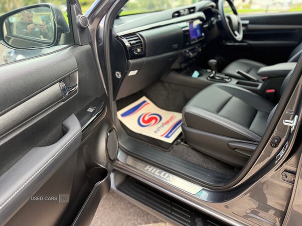 Used Toyota Hilux 2025 for sale - 76562619: Photo 16