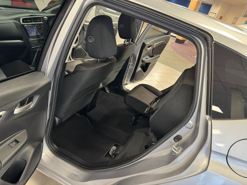 Used Honda Jazz 2017 for sale - 76303622: Photo 28