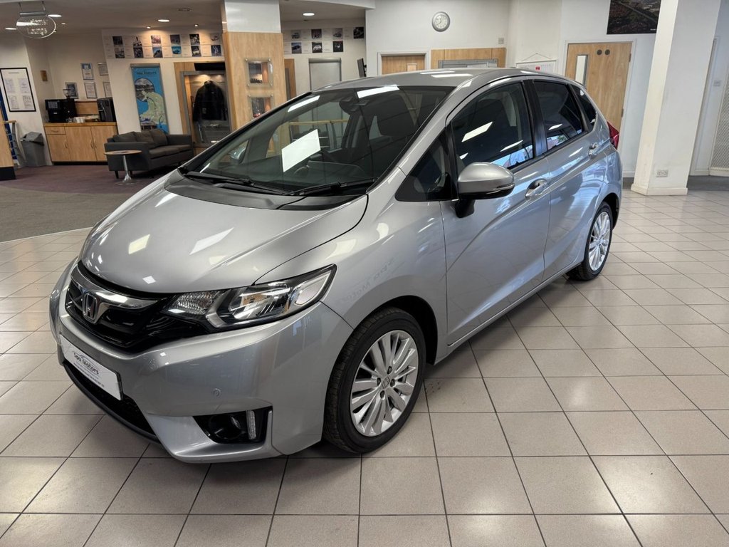 Used Honda Jazz 2017 for sale - 76303622: Photo 3