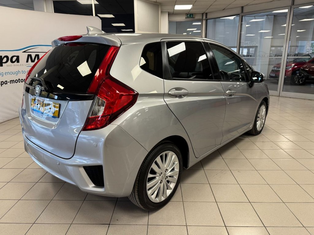 Used Honda Jazz 2017 for sale - 76303622: Photo 8