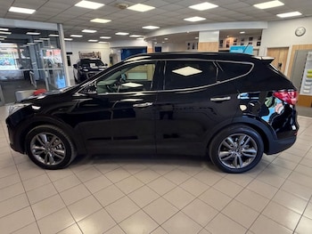 Used Hyundai Santa Fe 2015 for sale - 78844253: Photo