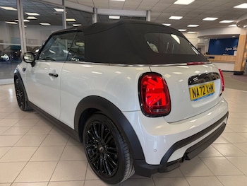 Used MINI Convertible 2022 for sale - 78082701: Photo
