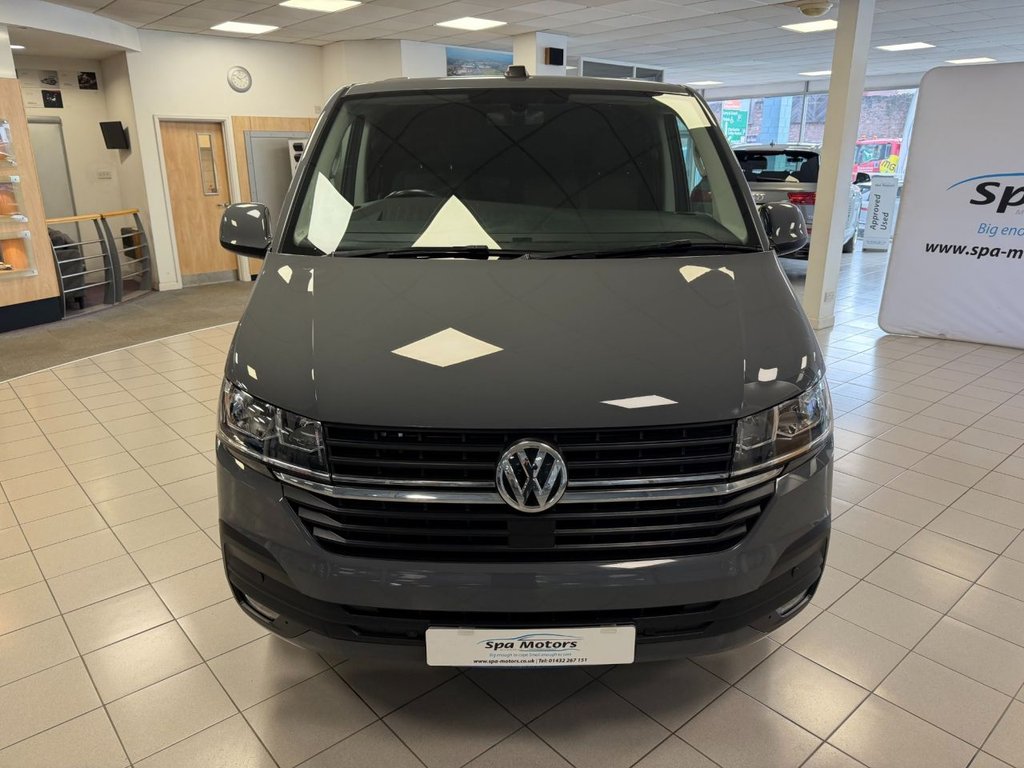 Used Volkswagen Transporter 2022 for sale - 77608612: Photo 2