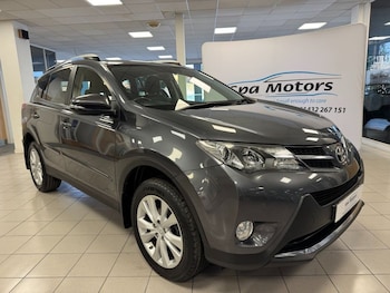 2013 (13) - 2.2 D-4D Invincible SUV 5dr Diesel Manual 4WD Euro 5 (150 ps)