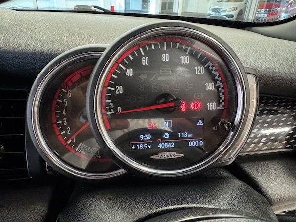 Used MINI Hatch 2018 for sale - 75111099: Photo 17