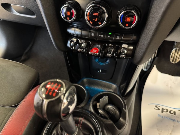 Used MINI Hatch 2018 for sale - 75111099: Photo 21