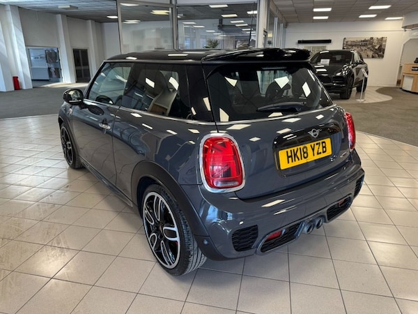 Used MINI Hatch 2018 for sale - 75111099: Photo 5
