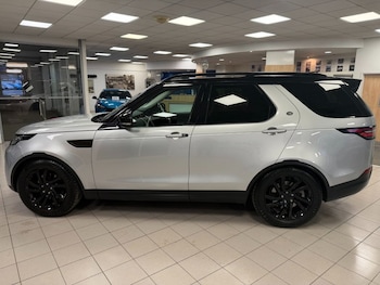 Used Land Rover Discovery 2017 for sale - 77654850: Photo