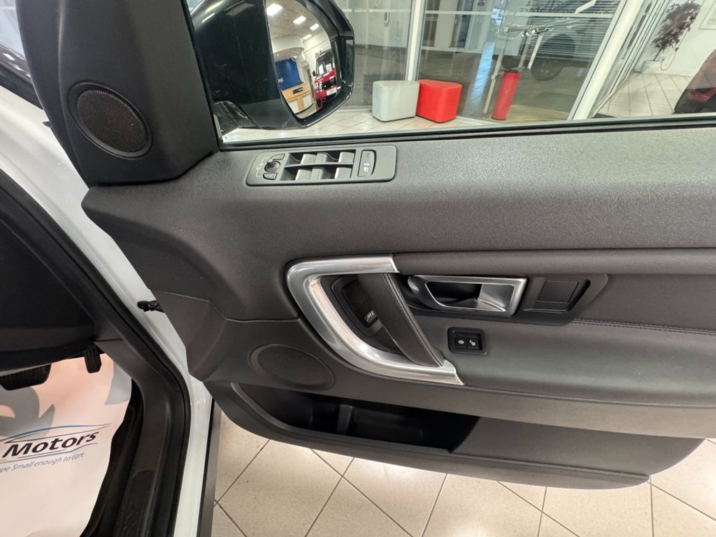 Used Land Rover Discovery Sport 2018 for sale - 76469877: Photo 16