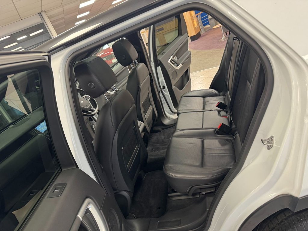 Used Land Rover Discovery Sport 2018 for sale - 76469877: Photo 30