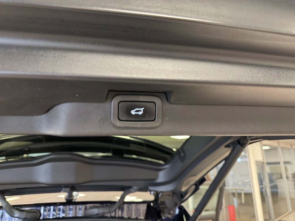 Used Land Rover Discovery 2019 for sale - 76396005: Photo 11