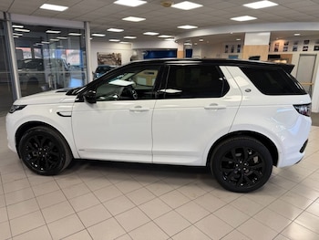 Used Land Rover Discovery Sport 2020 for sale - 77747900: Photo