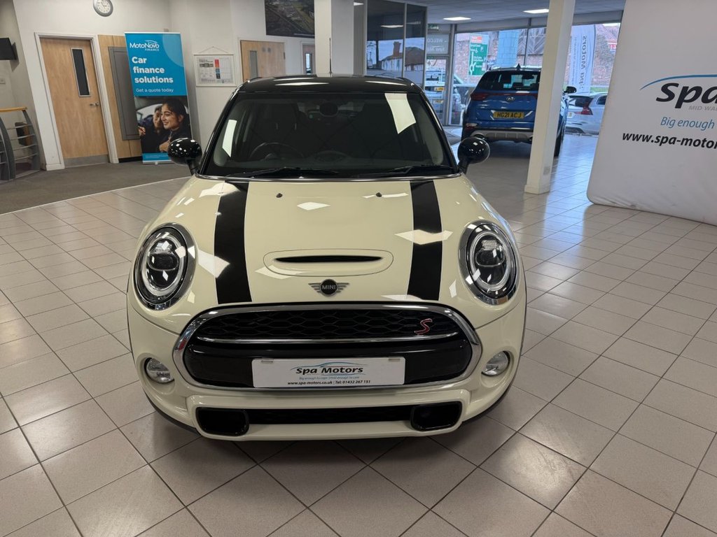 Used MINI Hatch 2018 for sale - 78096300: Photo 2