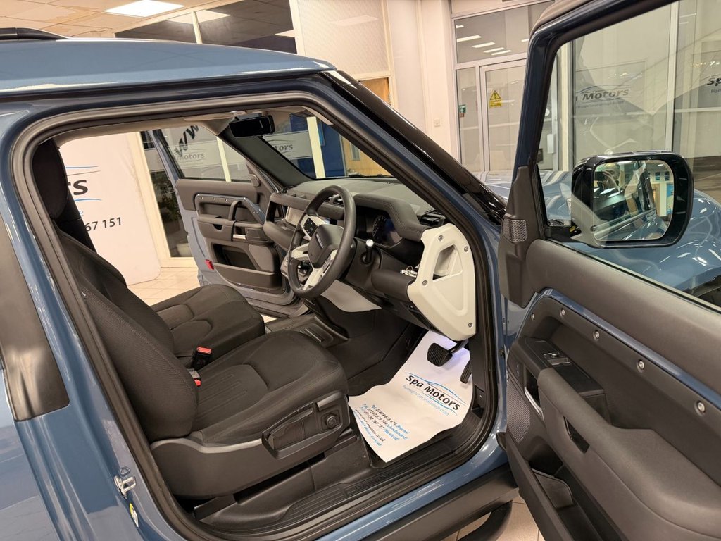 Used Land Rover Defender 2021 for sale - 77507049: Photo 15