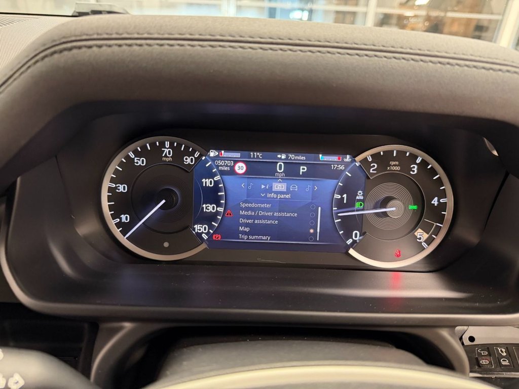 Used Land Rover Defender 2021 for sale - 77507049: Photo 19