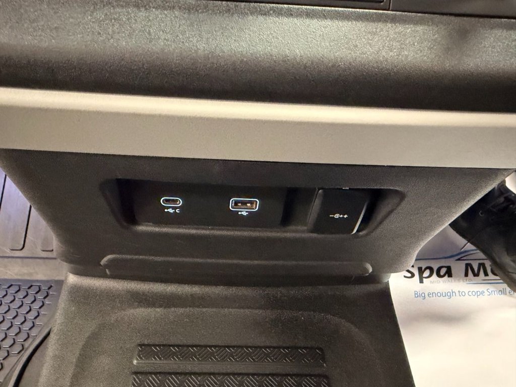 Used Land Rover Defender 2021 for sale - 77507049: Photo 26