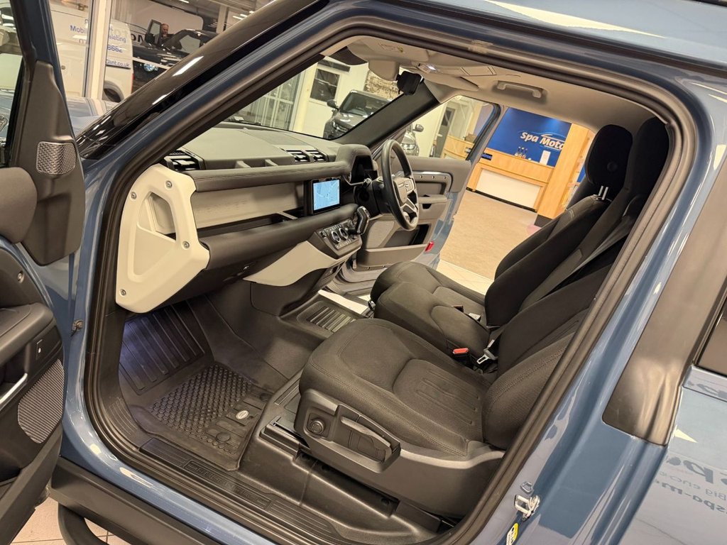 Used Land Rover Defender 2021 for sale - 77507049: Photo 28