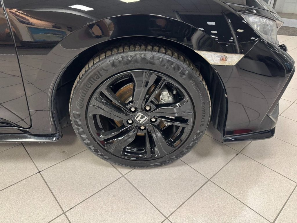 Used Honda Civic 2018 for sale - 76962202: Photo 11