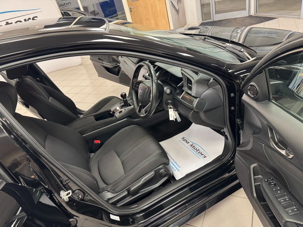 Used Honda Civic 2018 for sale - 76962202: Photo 13