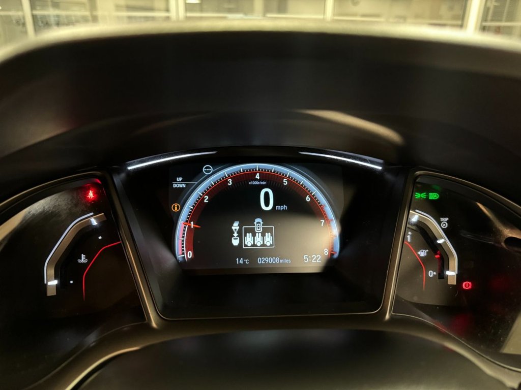 Used Honda Civic 2018 for sale - 76962202: Photo 15