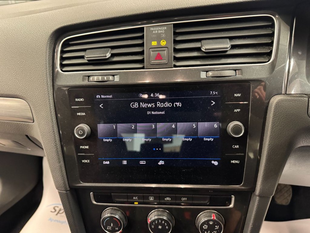 Used Volkswagen Golf 2018 for sale - 76642556: Photo 15