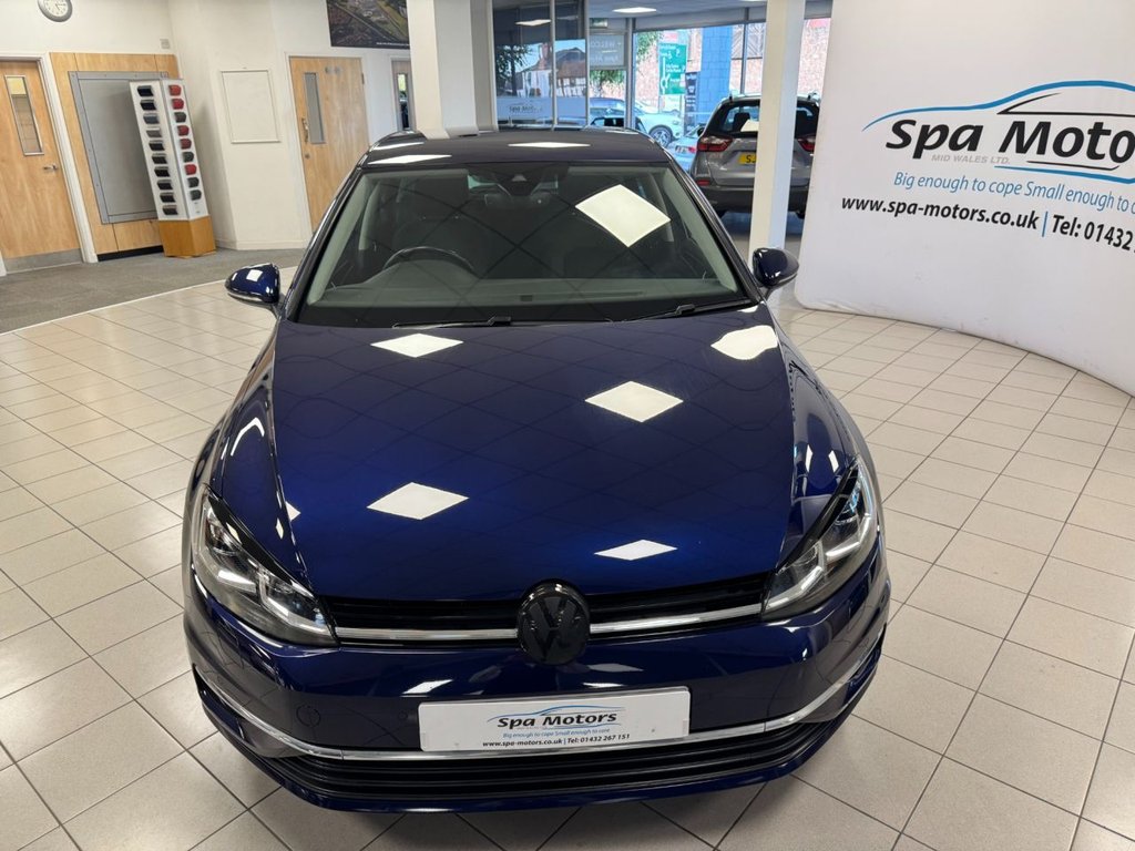Used Volkswagen Golf 2019 for sale - 76236243: Photo 2