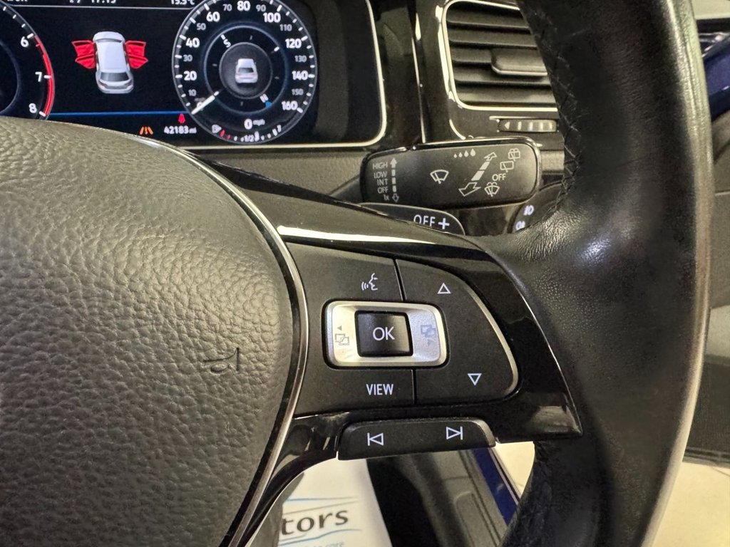 Used Volkswagen Golf 2019 for sale - 76236243: Photo 24