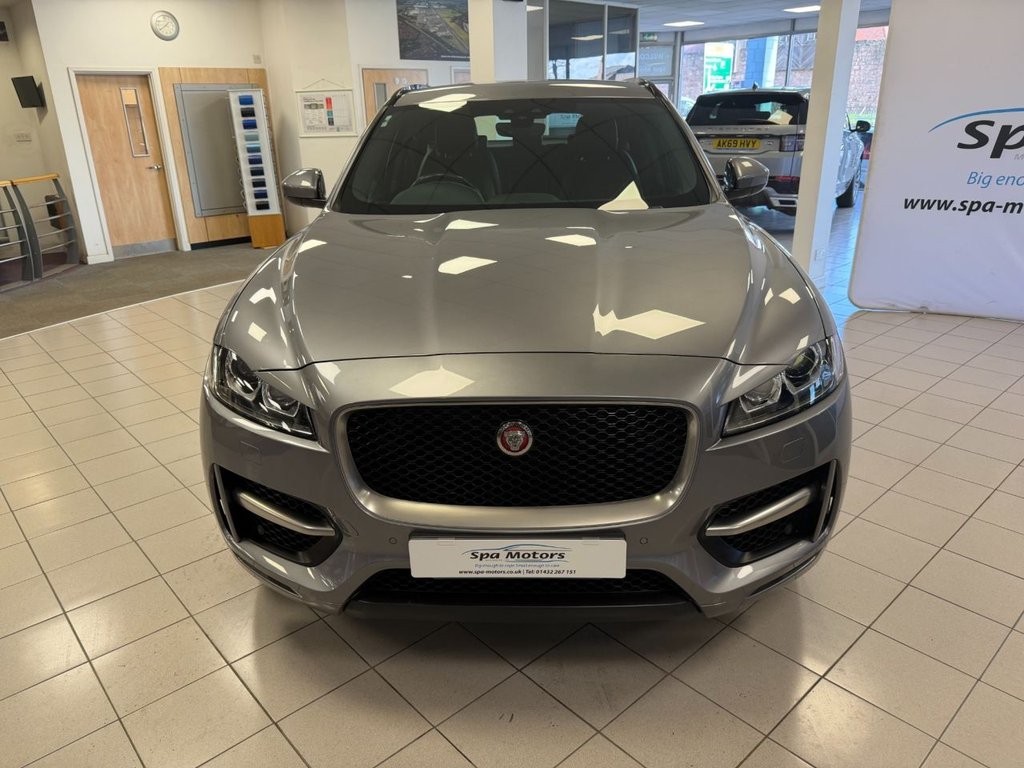 Used Jaguar F-Pace 2019 for sale - 77636806: Photo 2