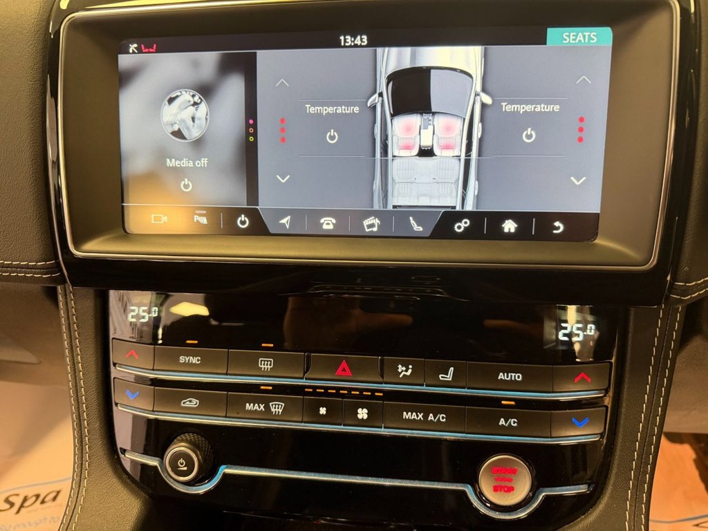 Used Jaguar F-Pace 2019 for sale - 77636806: Photo 23