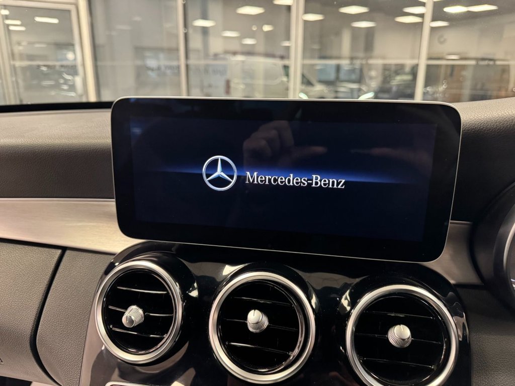 Used Mercedes-Benz C Class 2019 for sale - 77211890: Photo 17