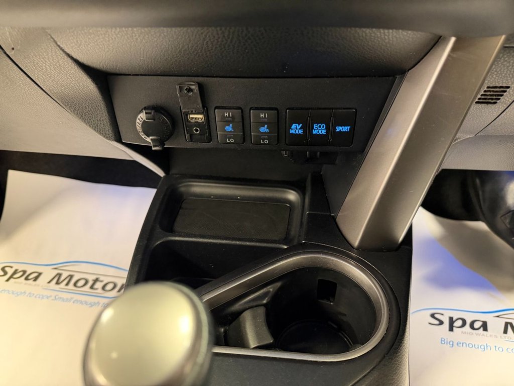 Used Toyota RAV4 2017 for sale - 77463887: Photo 23