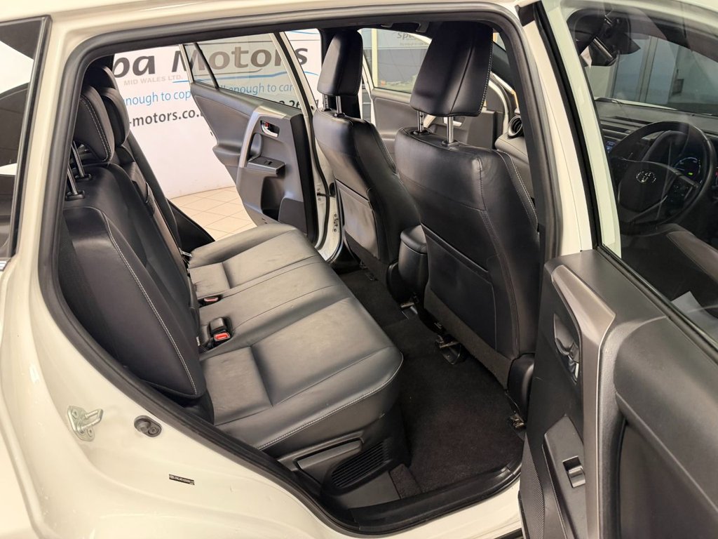 Used Toyota RAV4 2017 for sale - 77463887: Photo 29