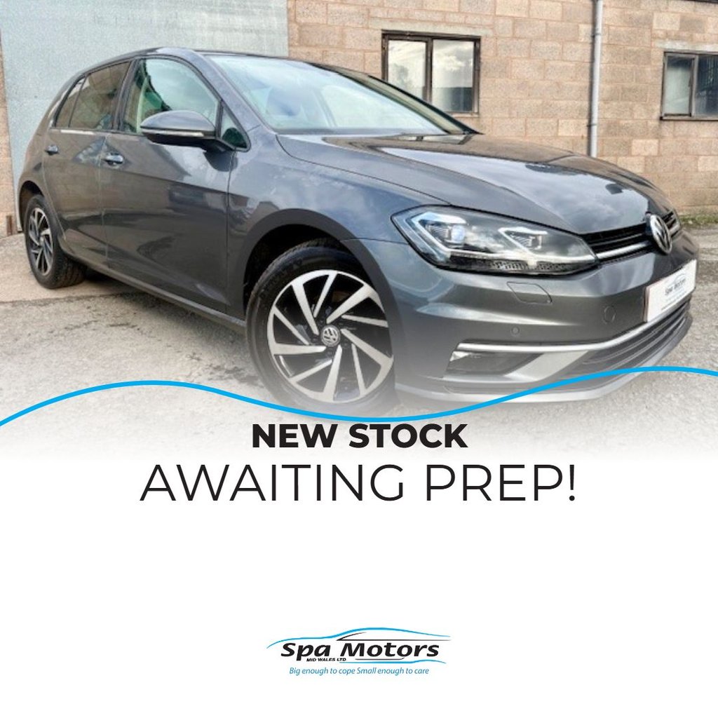Used Volkswagen Golf 2020 for sale - 76386236: Photo 1