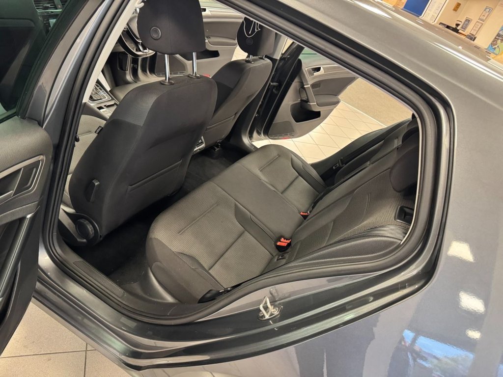 Used Volkswagen Golf 2020 for sale - 76386236: Photo 25