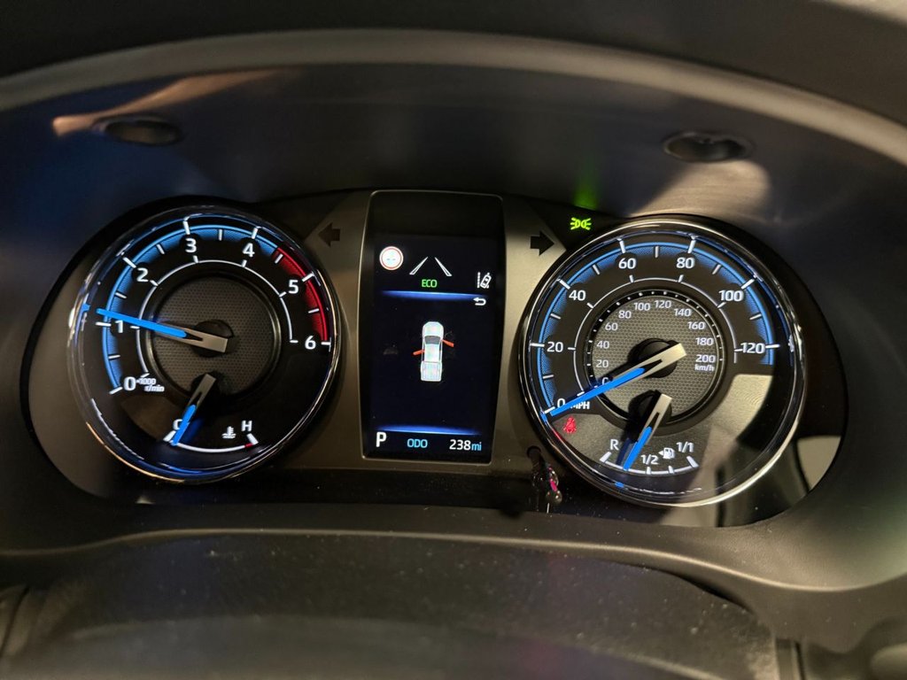 Used Toyota Hilux 2025 for sale - 76797615: Photo 11