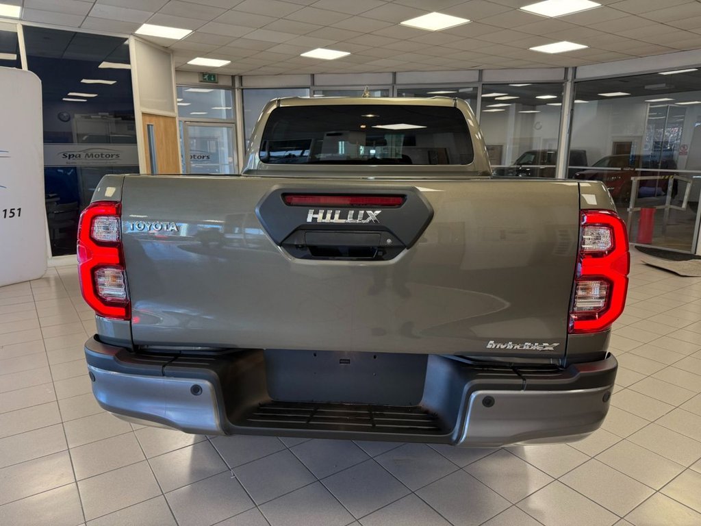 Used Toyota Hilux 2025 for sale - 76797615: Photo 5