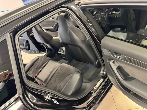 Used Audi RS4 2015 for sale - 76210852: Photo 30