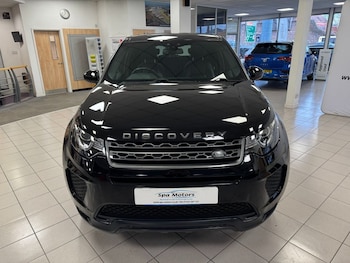 Used Land Rover Discovery Sport 2019 for sale - 76724797: Photo