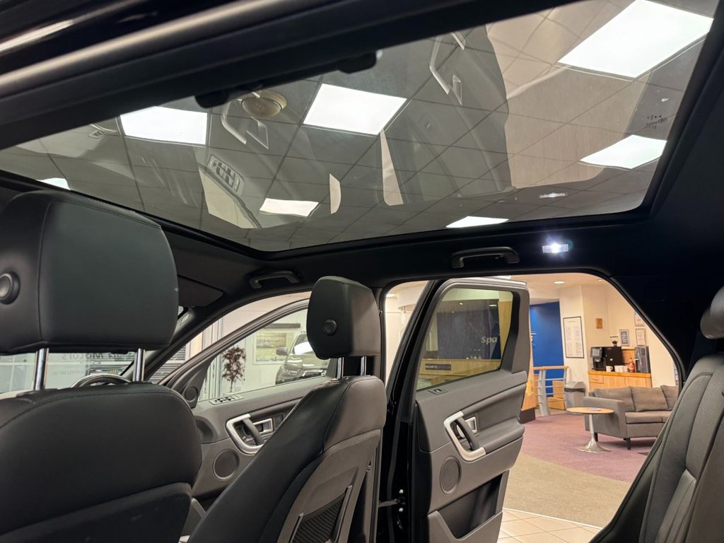 Used Land Rover Discovery Sport 2019 for sale - 76724797: Photo 31