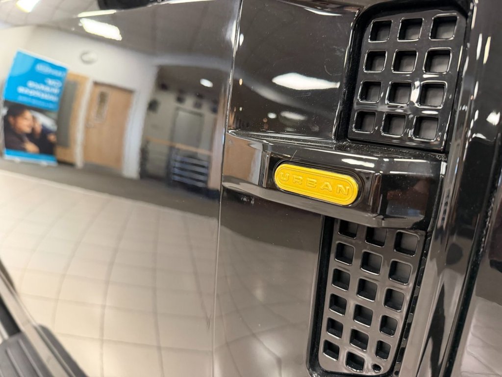 Used Land Rover Defender 2024 for sale - 78134324: Photo 16